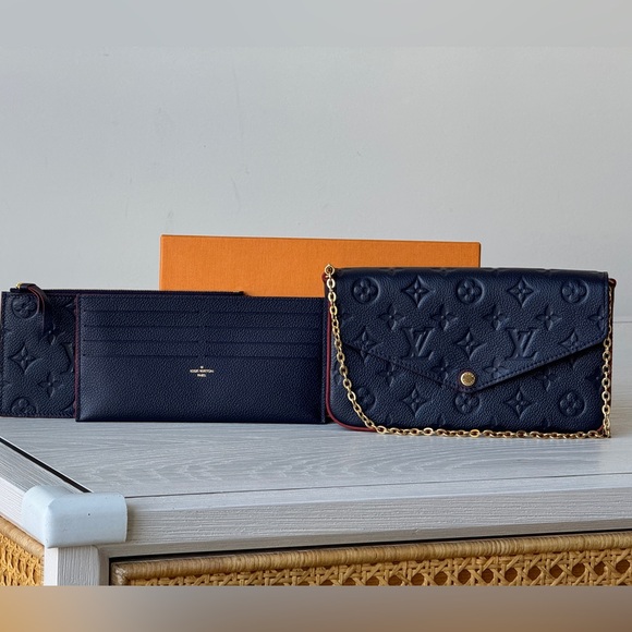 LOUIS VUITTON Felicie Pochette Monogram Empreinte Leather Blue Crossbody Bag - Picture 2 of 11